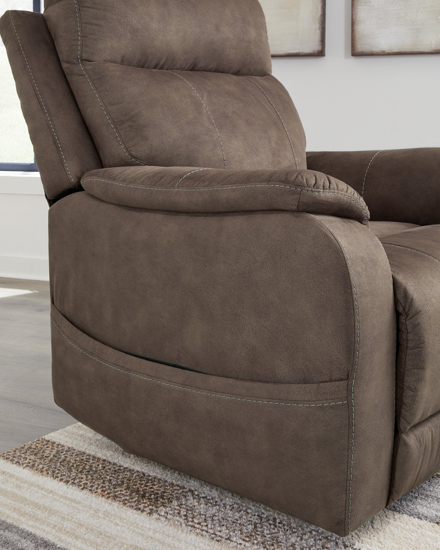 Crestmeade Power Lift Recliner