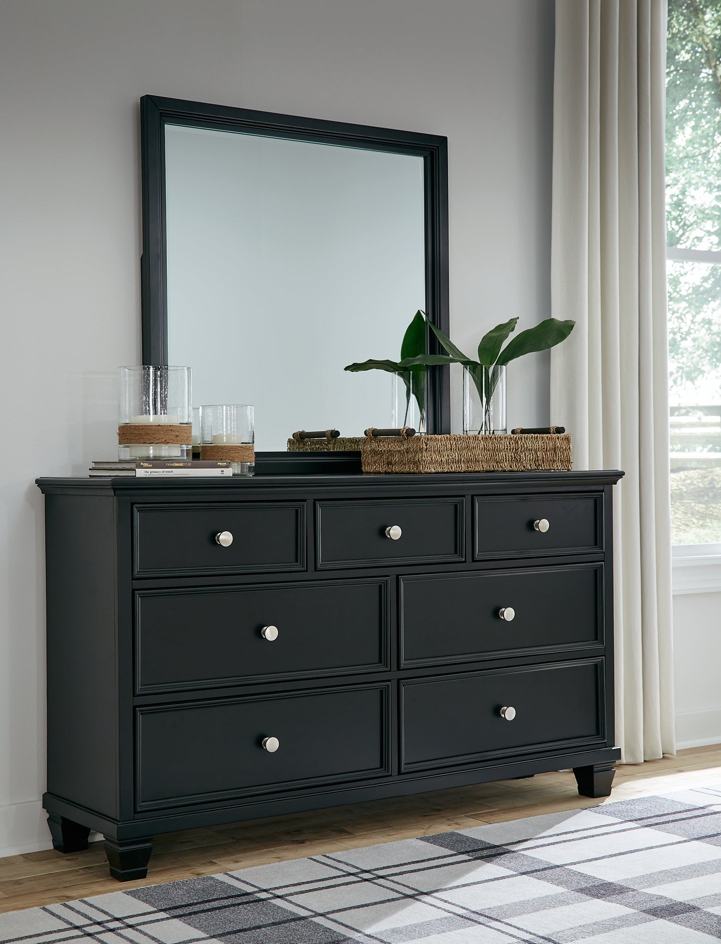 Lanolee Twin Panel Bed with Mirrored Dresser, Chest and Nightstand